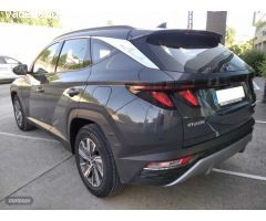 Hyundai Tucson 1.6 TGDI 48V Maxx 4x2 de 2021 con 42.800 Km por 32.500 EUR. en Segovia