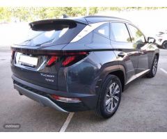 Hyundai Tucson 1.6 TGDI 48V Maxx 4x2 de 2021 con 42.800 Km por 32.500 EUR. en Segovia