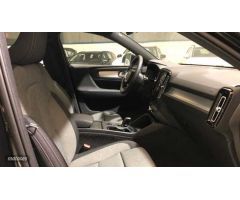 Volvo XC40 2.0 B3 MHEV CORE DCT 163 5P de 2025 con 1 Km por 39.500 EUR. en La Rioja