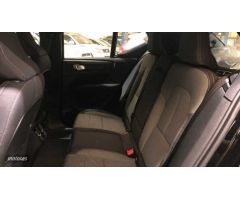 Volvo XC40 2.0 B3 MHEV CORE DCT 163 5P de 2025 con 1 Km por 39.500 EUR. en La Rioja