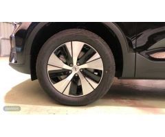Volvo XC40 2.0 B3 MHEV CORE DCT 163 5P de 2025 con 1 Km por 39.500 EUR. en La Rioja