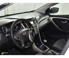 Hyundai i30 1.4 Tecno de 2014 con 120.400 Km por 10.490 EUR. en Cadiz