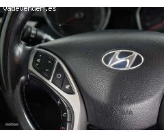 Hyundai i30 1.4 Tecno de 2014 con 120.400 Km por 10.490 EUR. en Cadiz