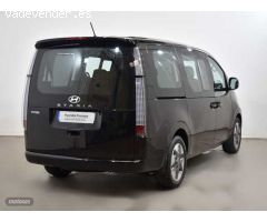 Hyundai Staria Staria HEV 1.6 TGDI Tecno de 2025 con 4.000 Km por 49.990 EUR. en Cadiz