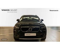 Volvo XC40 XC40 T2 Momentum Pro Automatico de 2020 con 31.958 Km por 26.450 EUR. en Navarra