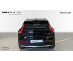 Volvo XC40 XC40 T2 Momentum Pro Automatico de 2020 con 31.958 Km por 26.450 EUR. en Navarra