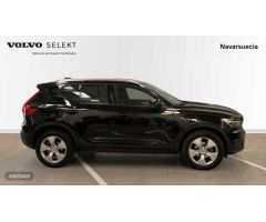 Volvo XC40 XC40 T2 Momentum Pro Automatico de 2020 con 31.958 Km por 26.450 EUR. en Navarra