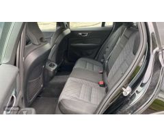 Volvo V 60 V60 Cross Country Core, B4 (diesel) AWD, Diesel de 2023 con 44.260 Km por 39.750 EUR. en