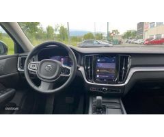 Volvo V 60 V60 Cross Country Core, B4 (diesel) AWD, Diesel de 2023 con 44.260 Km por 39.750 EUR. en