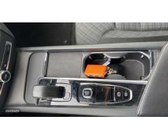 Volvo V 60 V60 Cross Country Core, B4 (diesel) AWD, Diesel de 2023 con 44.260 Km por 39.750 EUR. en