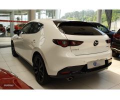 Mazda Mazda3 2.0 HOMURA 5P de 2022 con 43.071 Km por 22.500 EUR. en Pontevedra