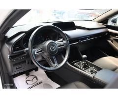 Mazda Mazda3 2.0 HOMURA 5P de 2022 con 43.071 Km por 22.500 EUR. en Pontevedra