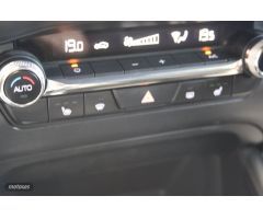 Mazda Mazda3 2.0 HOMURA 5P de 2022 con 43.071 Km por 22.500 EUR. en Pontevedra