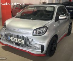 Smart Fortwo cabrio FORTWO EQ USHUAIA LIMITED EDICION CABRIO 81 CV de 2020 con 7.675 Km por 20.500 E