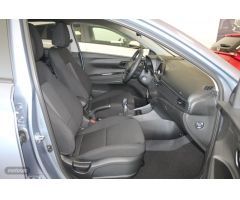 Hyundai i20 1.0 TGDI Klass 100CV de 2024 con 13.926 Km por 18.900 EUR. en Cadiz