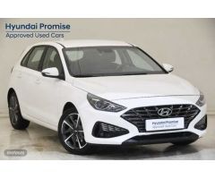 Hyundai i30 1.5 DPI Klass SLX 110 de 2024 con 7.771 Km por 19.900 EUR. en Huelva