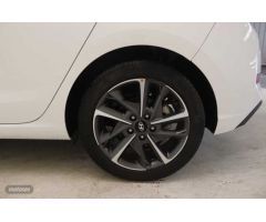 Hyundai i30 1.5 DPI Klass SLX 110 de 2024 con 8.009 Km por 19.900 EUR. en Huelva
