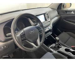 Hyundai Tucson Tucson 2.0CRDI BD Tecno Sky 4x2 de 2016 con 120.400 Km por 16.990 EUR. en Cadiz