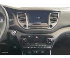 Hyundai Tucson Tucson 2.0CRDI BD Tecno Sky 4x2 de 2016 con 120.400 Km por 16.990 EUR. en Cadiz
