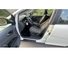 Seat Altea altea 1.6 tdi 105cv ecomotive de 2010 con 170.531 Km por 5.500 EUR. en Girona