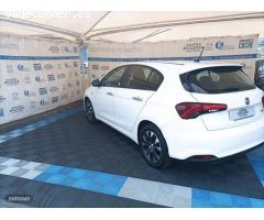 Fiat Tipo 1.3D MIRROR 5P de 2020 con 62.248 Km por 13.300 EUR. en Pontevedra