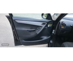 Citroen C4 Grand Picasso 1.6 HDI 110 MANUAL 7 PLAZAS de 2011 con 407.000 Km por 4.900 EUR. en Ciudad