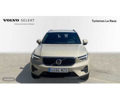 Volvo XC40 XC40 Core, B3 Mild hybrid, Gasolina de 2025 con 10 Km por 41.900 EUR. en Sevilla