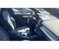 Volvo XC40 XC40 Core, B3 Mild hybrid, Gasolina de 2025 con 10 Km por 41.900 EUR. en Sevilla