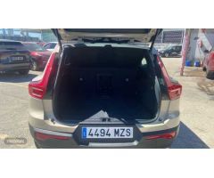 Volvo XC40 XC40 Core, B3 Mild hybrid, Gasolina de 2025 con 10 Km por 41.900 EUR. en Sevilla