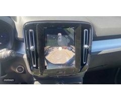 Volvo XC40 XC40 Core, B3 Mild hybrid, Gasolina de 2025 con 10 Km por 41.900 EUR. en Sevilla