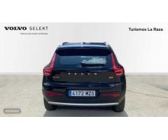 Volvo XC40 XC40 Core, B3 Mild hybrid, Gasolina de 2025 con 1.104 Km por 43.500 EUR. en Sevilla
