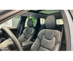 Volvo XC 60 2.0 T6 AWD RECHARGE ULTIMATE DARK AUTO 350 CV de 2023 con 21.938 Km por 52.500 EUR. en A