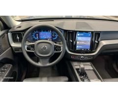 Volvo XC 60 2.0 T6 AWD RECHARGE ULTIMATE DARK AUTO 350 CV de 2023 con 21.938 Km por 52.500 EUR. en A
