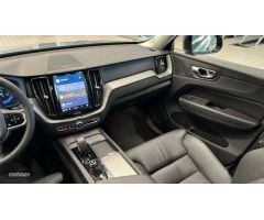 Volvo XC 60 2.0 T6 AWD RECHARGE ULTIMATE DARK AUTO 350 CV de 2023 con 21.938 Km por 52.500 EUR. en A