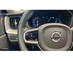 Volvo XC 60 2.0 T6 AWD RECHARGE ULTIMATE DARK AUTO 350 CV de 2023 con 21.938 Km por 52.500 EUR. en A