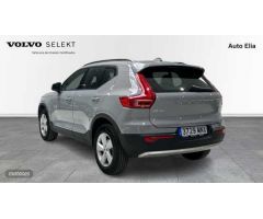 Volvo XC40 1.5 T2 ESSENTIAL AUTO 5P de 2024 con 20.000 Km por 29.900 EUR. en Madrid