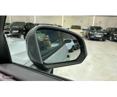 Volvo XC40 1.5 T2 ESSENTIAL AUTO 5P de 2024 con 20.000 Km por 29.900 EUR. en Madrid
