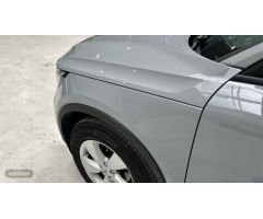 Volvo XC40 1.5 T2 ESSENTIAL AUTO 5P de 2024 con 20.000 Km por 29.900 EUR. en Madrid