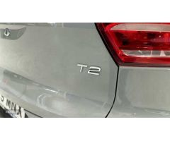 Volvo XC40 1.5 T2 ESSENTIAL AUTO 5P de 2024 con 20.000 Km por 29.900 EUR. en Madrid