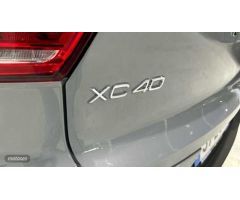 Volvo XC40 1.5 T2 ESSENTIAL AUTO 5P de 2024 con 20.000 Km por 29.900 EUR. en Madrid