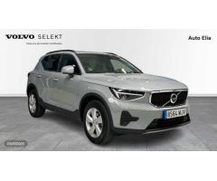 Volvo XC40 1.5 T2 ESSENTIAL AUTO 5P de 2023 con 15.752 Km por 28.900 EUR. en Madrid