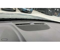 Volvo XC40 1.5 T2 ESSENTIAL AUTO 5P de 2023 con 15.752 Km por 28.900 EUR. en Madrid