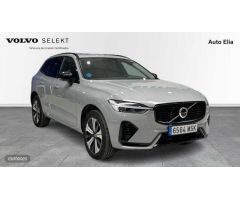 Volvo XC 60 2.0 T6 RECHARGE PLUS DARK AUTO 4WD 5P de 2024 con 14.000 Km por 55.900 EUR. en Madrid