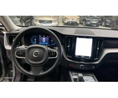 Volvo XC 60 2.0 T6 RECHARGE PLUS DARK AUTO 4WD 5P de 2024 con 14.000 Km por 55.900 EUR. en Madrid