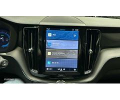 Volvo XC 60 2.0 T6 RECHARGE PLUS DARK AUTO 4WD 5P de 2024 con 14.000 Km por 55.900 EUR. en Madrid