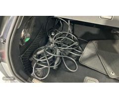 Volvo XC 60 2.0 T6 RECHARGE PLUS DARK AUTO 4WD 5P de 2024 con 14.000 Km por 55.900 EUR. en Madrid