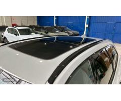 Volvo XC 60 2.0 T6 RECHARGE PLUS DARK AUTO 4WD 5P de 2024 con 14.000 Km por 55.900 EUR. en Madrid
