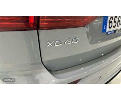 Volvo XC 60 2.0 T6 RECHARGE PLUS DARK AUTO 4WD 5P de 2024 con 14.000 Km por 55.900 EUR. en Madrid