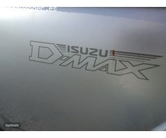 Isuzu D-Max 2.5 TD 4WD 136 CV PICK UP. de 2011 con 240.000 Km por 11.000 EUR. en Murcia