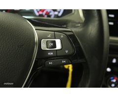 Volkswagen T-Roc 2.0 TDI ADVANCE 115CV de 2021 con 67.245 Km por 20.900 EUR. en Cadiz